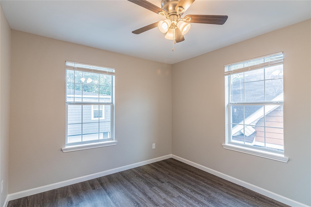 3102 Wentworth Street - Photo 11