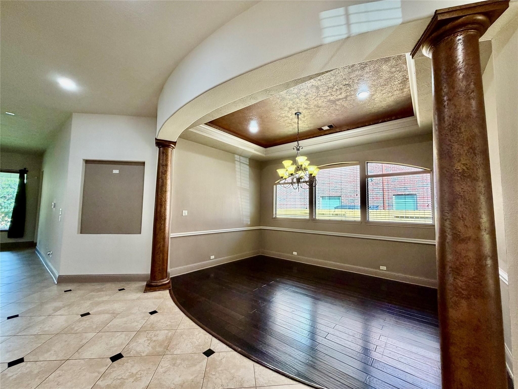 6223 Duke Trail Lane - Photo 4