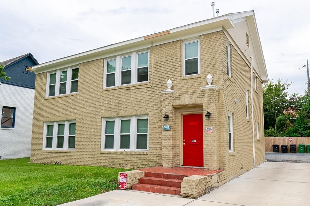 2616 Rosedale Street - Photo 2