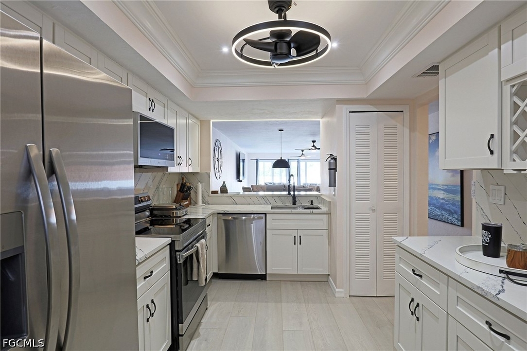 11921 Seabreeze Cove Lane - Photo 1