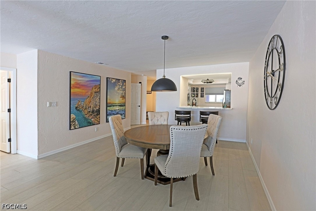 11921 Seabreeze Cove Lane - Photo 7