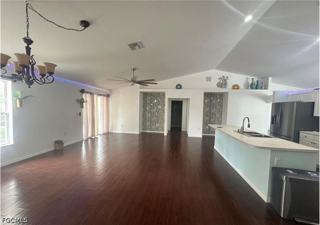 2115 Nw 19th Avenue - Photo 9
