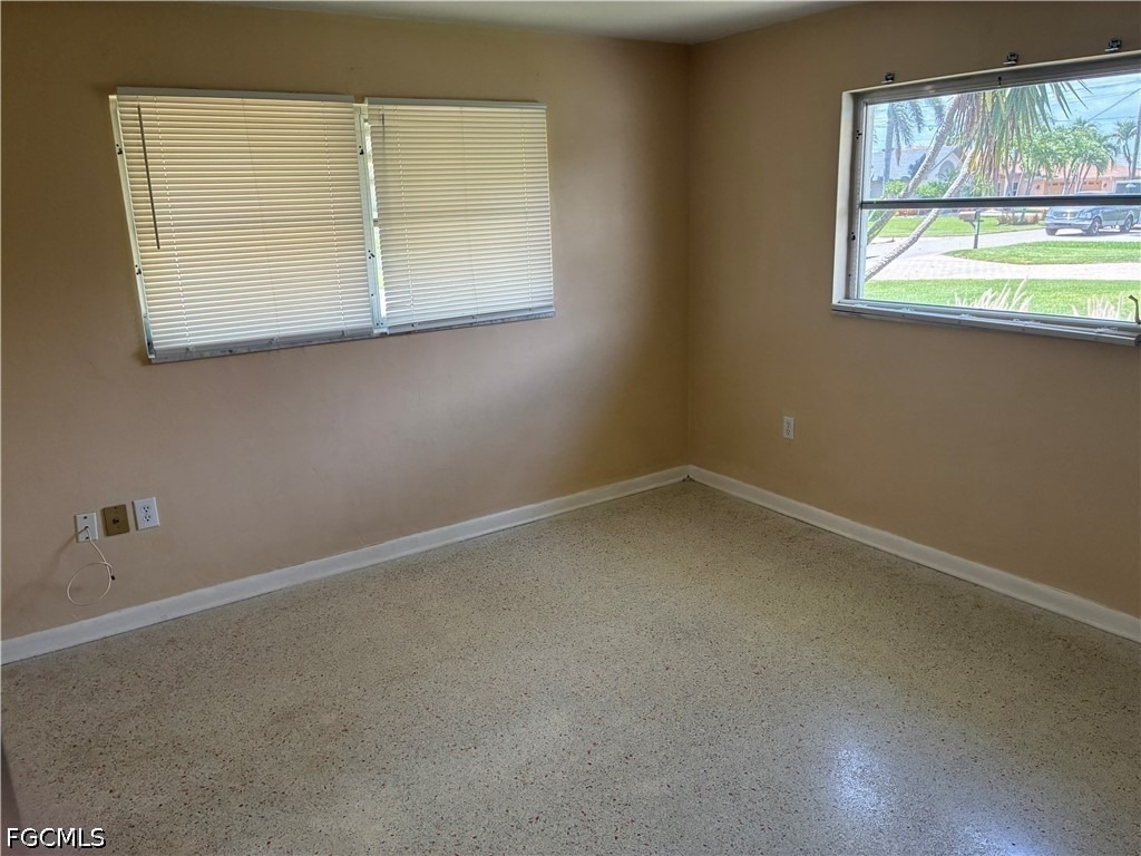 3709 Se 17th Place - Photo 6