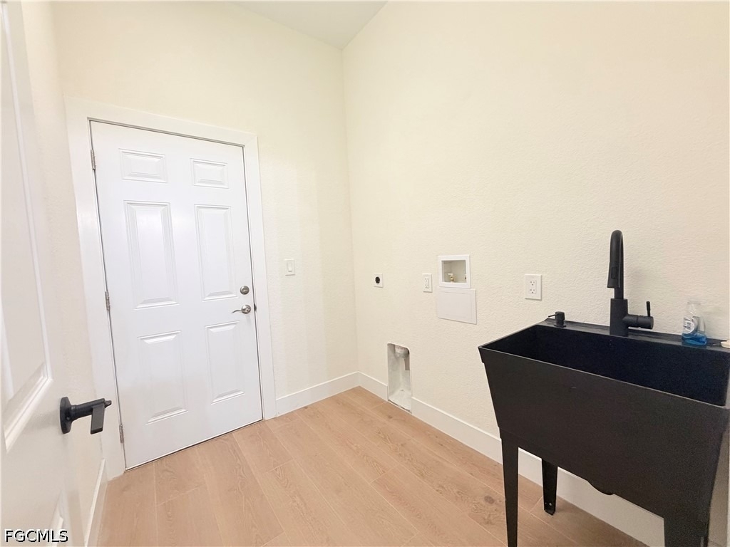 11001 Sea Tropic Lane - Photo 17