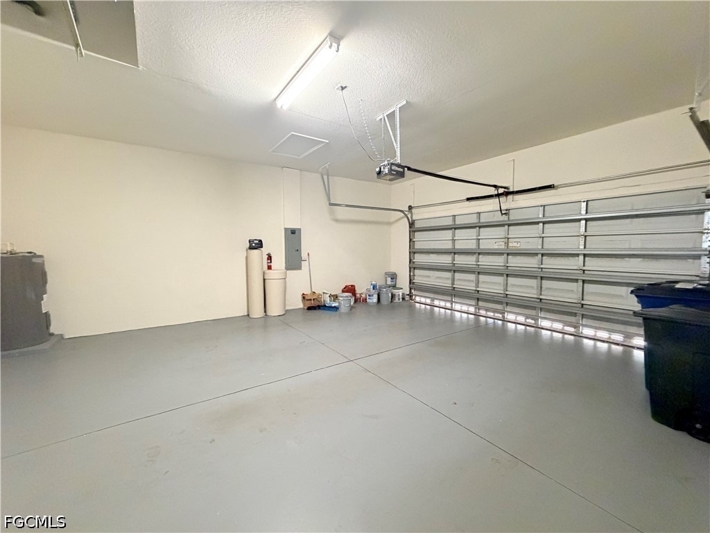 11001 Sea Tropic Lane - Photo 18
