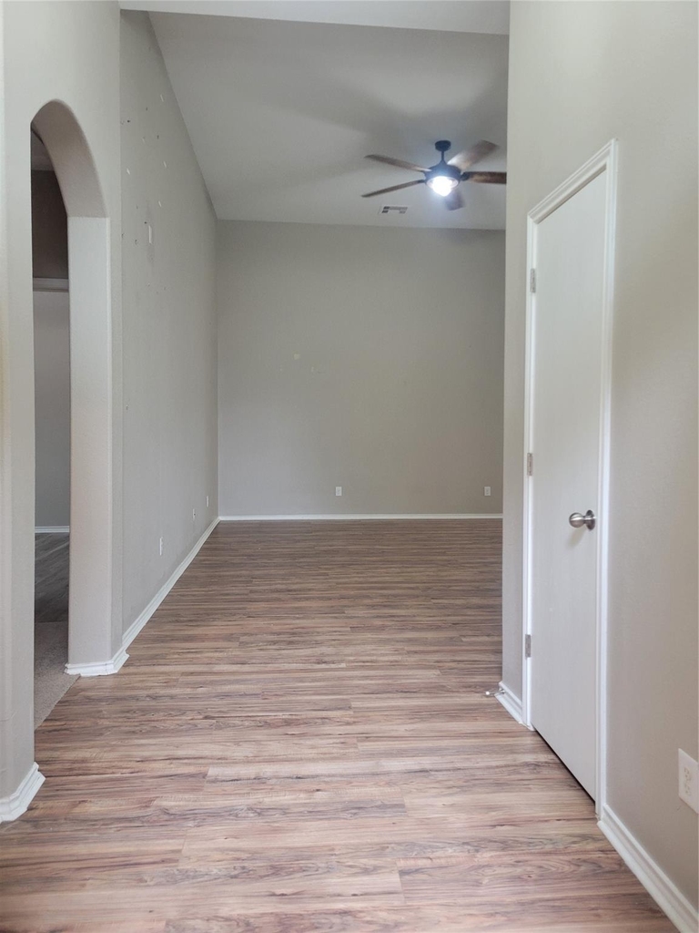 5426 Floral Valley Lane - Photo 2