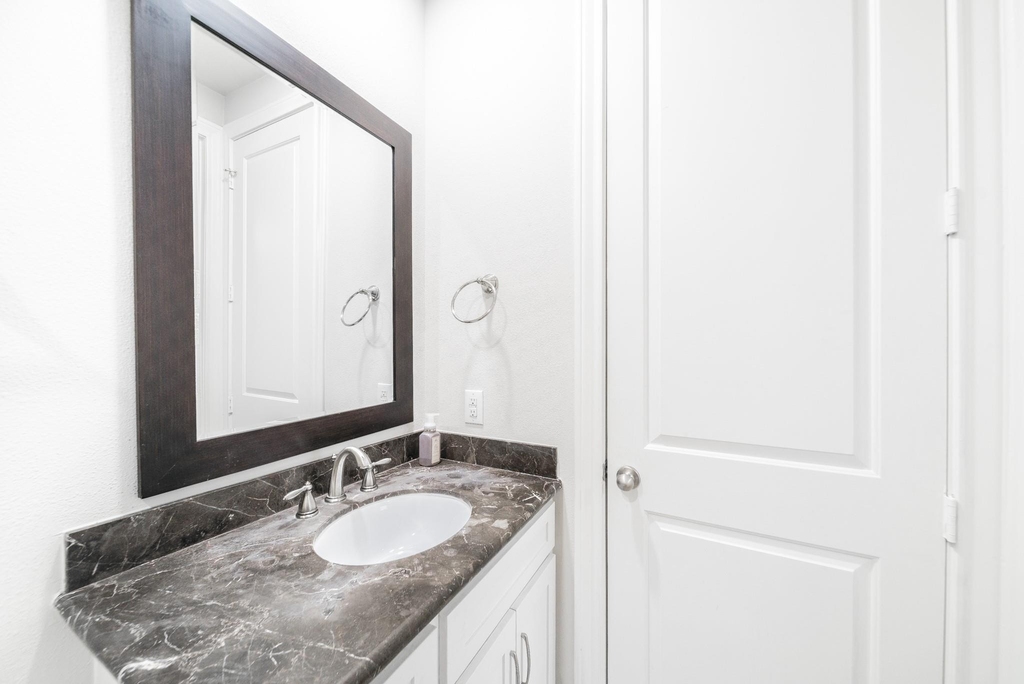 2426 Bevis Street - Photo 11