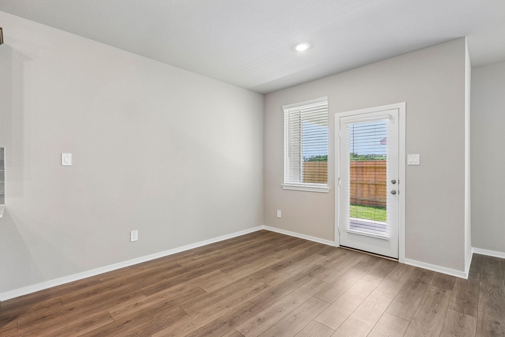 4215 Pine Springs Court - Photo 20