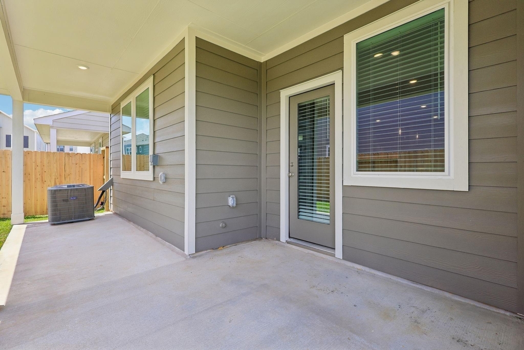 4215 Pine Springs Court - Photo 31