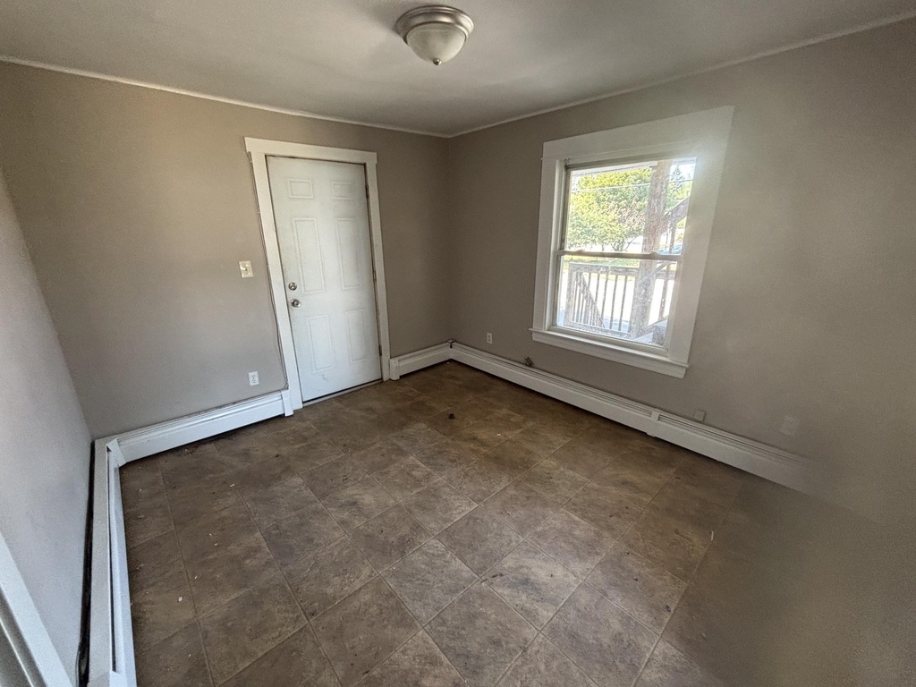 1116 Main - Photo 3
