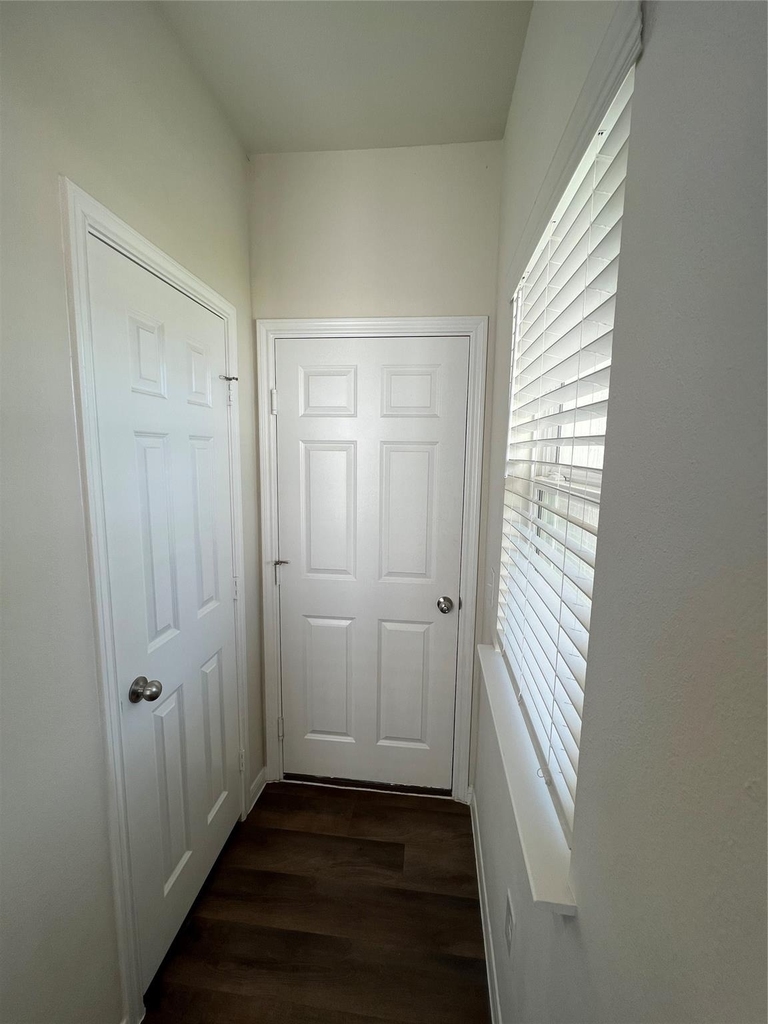 4410 Rushing Ridge Court - Photo 4
