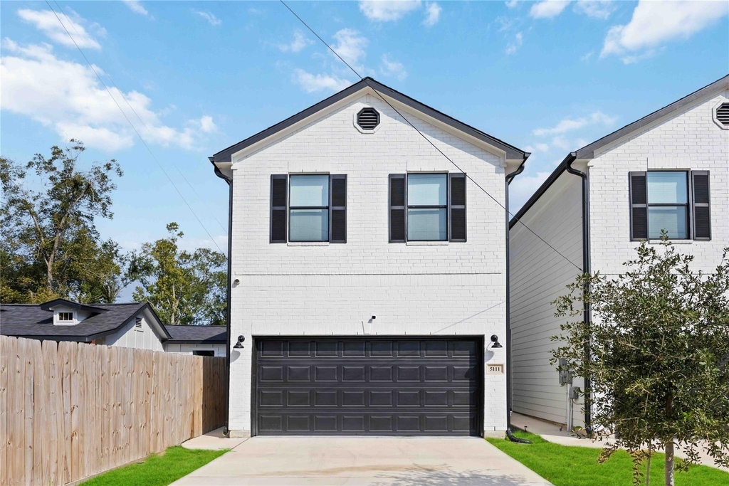 5111 Firnat Street - Photo 0