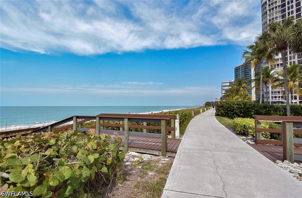 4551 Gulf Shore Boulevard N - Photo 31