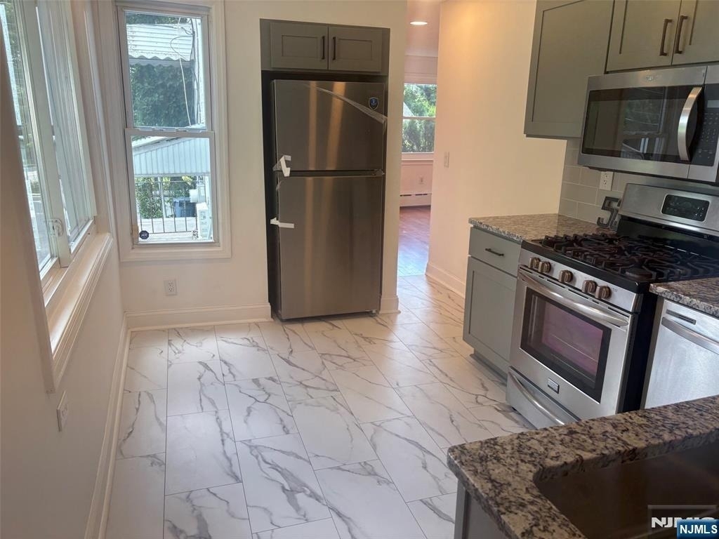 53 Harrison - Photo 10