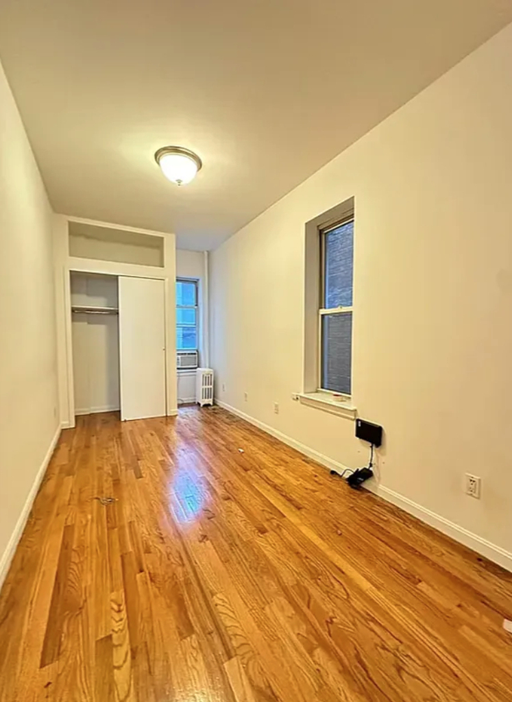 14 Jones Street - Photo 2