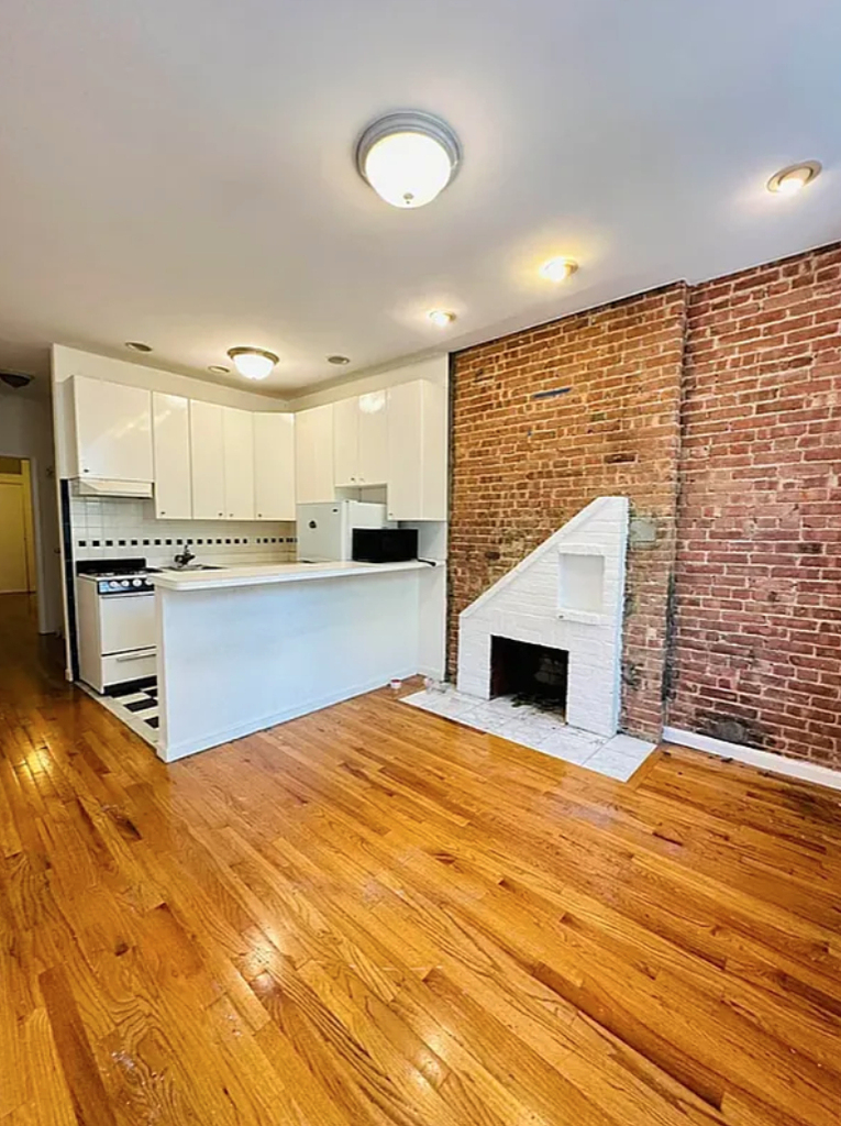 14 Jones Street - Photo 1