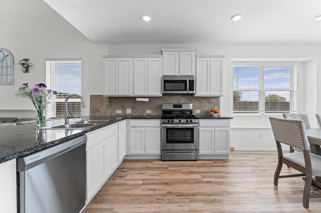 26003 Amber Pearl Drive - Photo 15