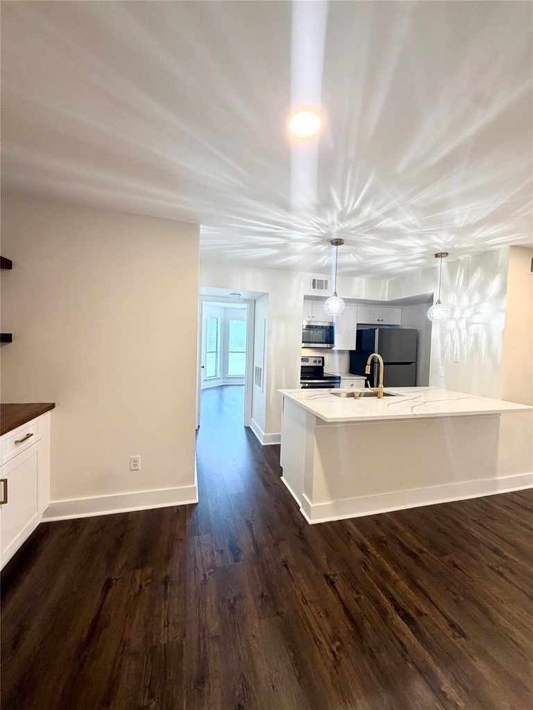 18617 Egret Bay Boulevard - Photo 6