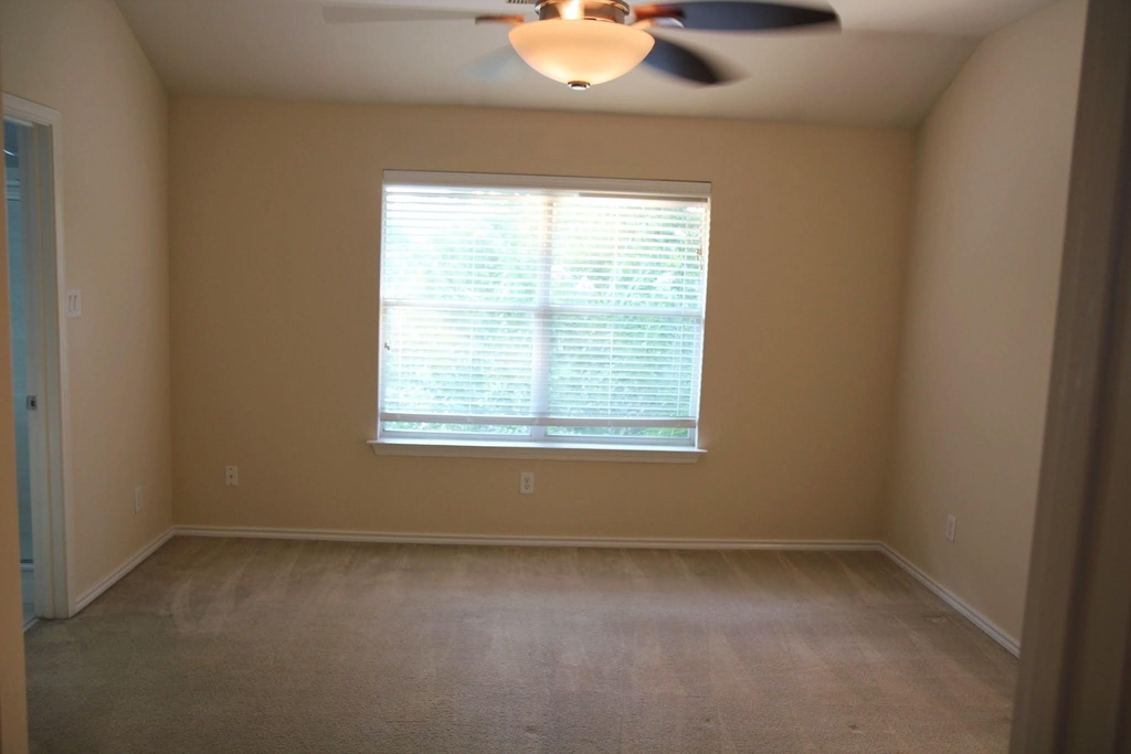 142 N Camellia Grove Circle - Photo 20