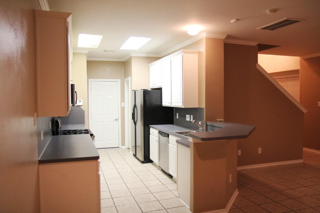 142 N Camellia Grove Circle - Photo 8