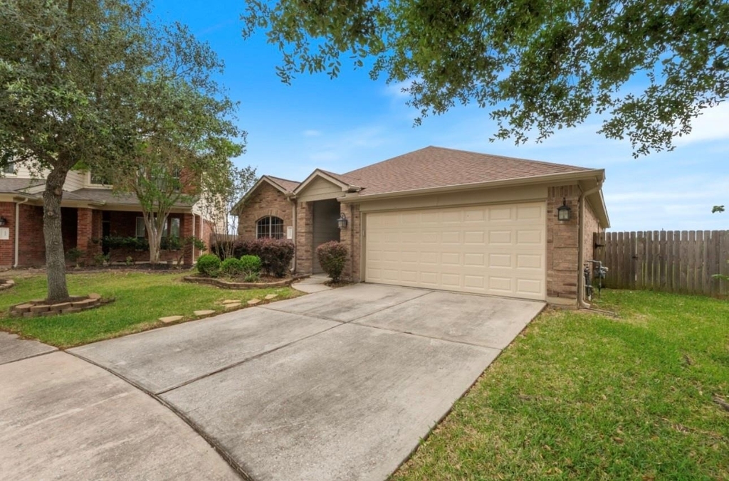 6007 Wilcox Point Court - Photo 1