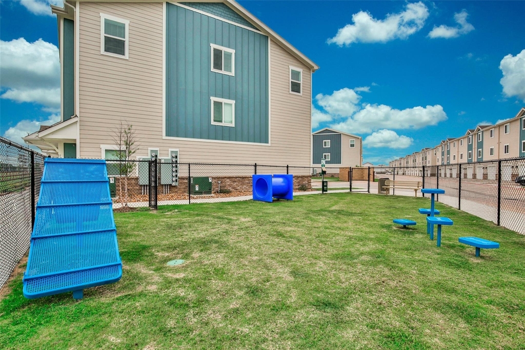 21155 Gosling Road - Photo 26