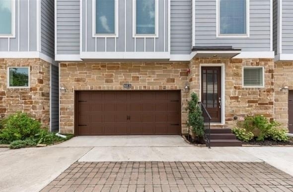 805 W 23rd Street - Photo 1
