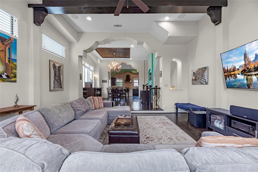1102 W 15th 1/2 Street - Photo 13