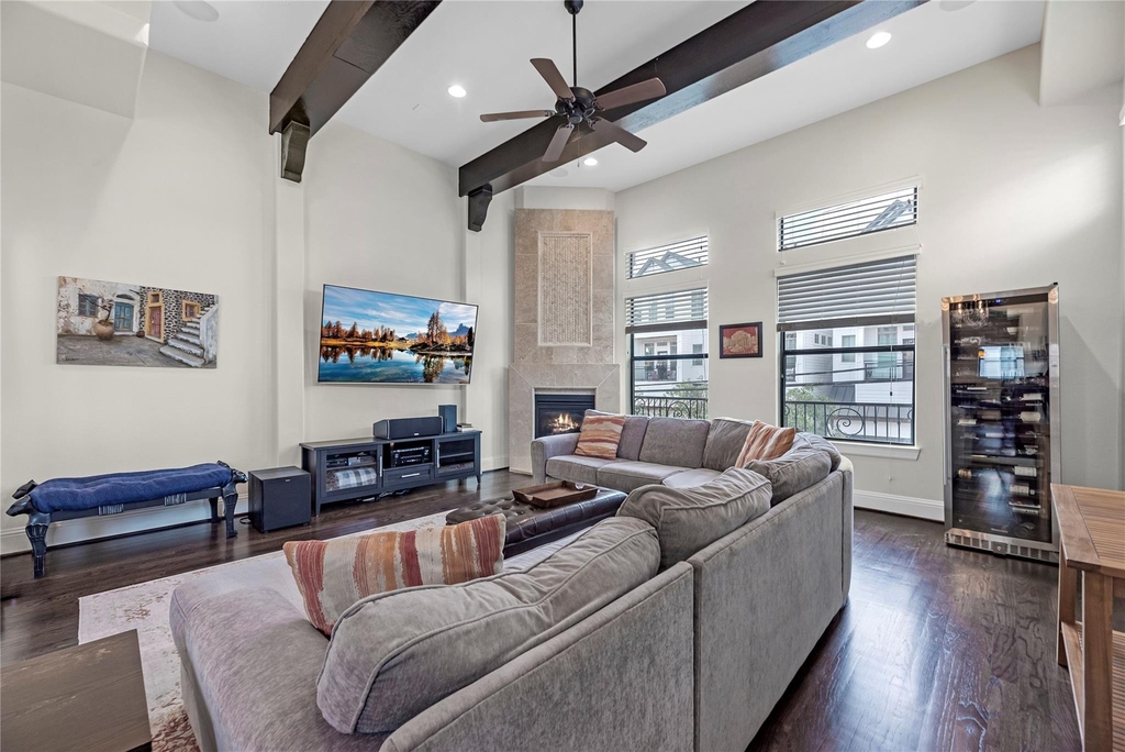 1102 W 15th 1/2 Street - Photo 12