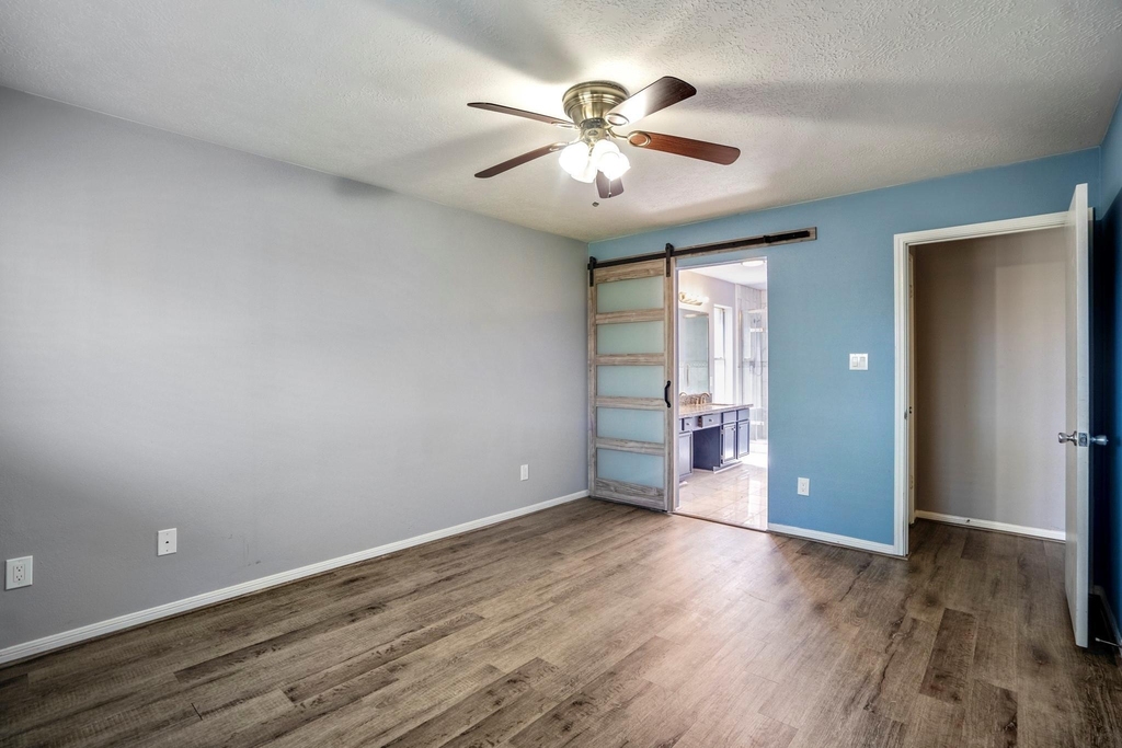 5211 Roserock Lane - Photo 18