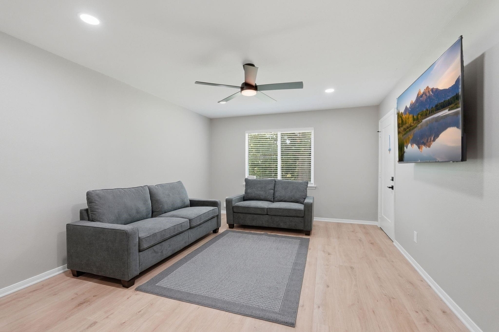 1919 20th Street - Photo 23