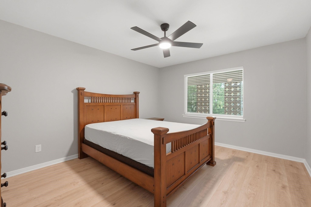 1919 20th Street - Photo 15