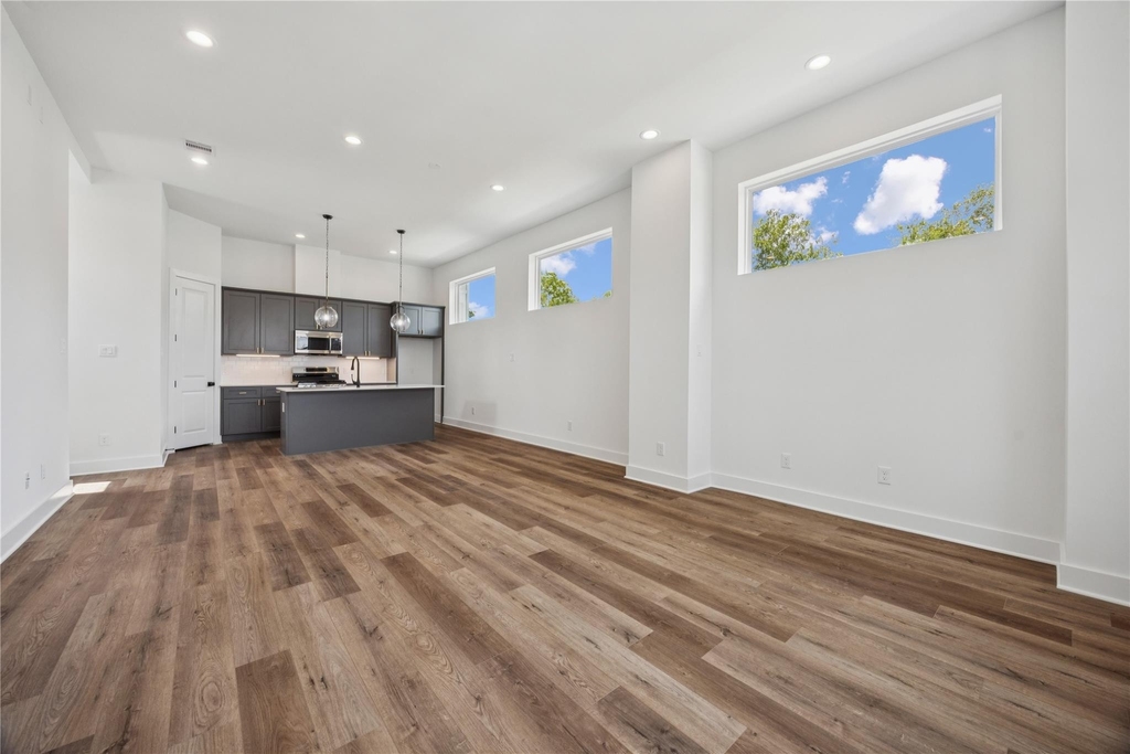 835 Elkhart Street - Photo 1