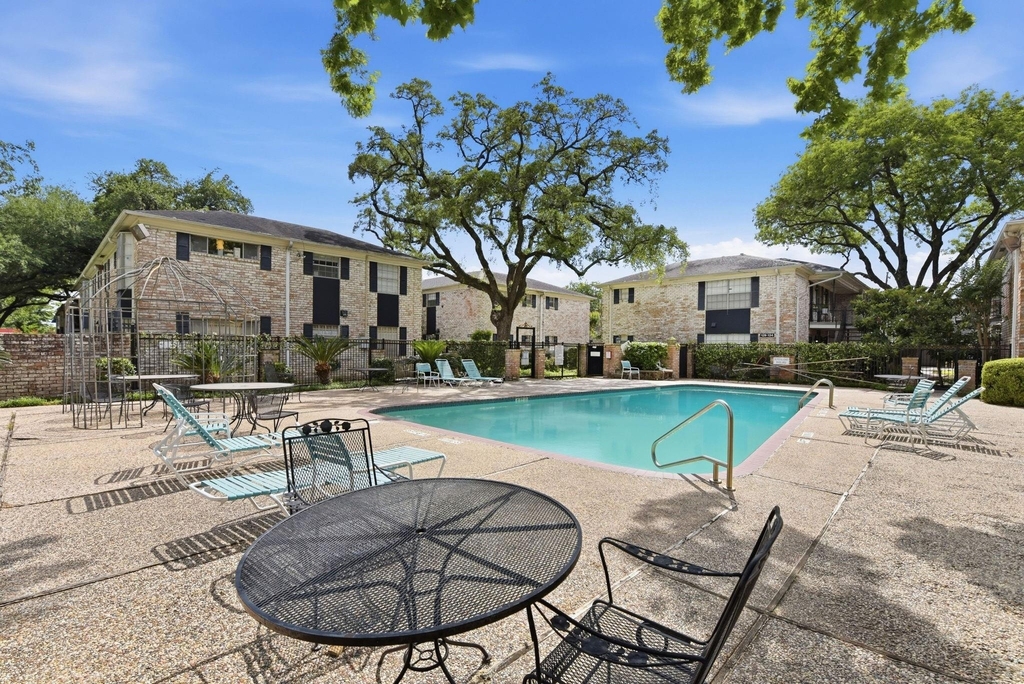 7900 Westheimer Road - Photo 30
