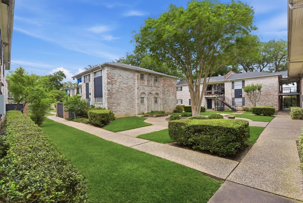7900 Westheimer Road - Photo 27