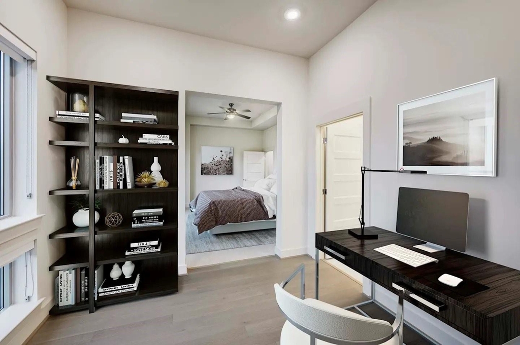 2727 Travis Street - Photo 10