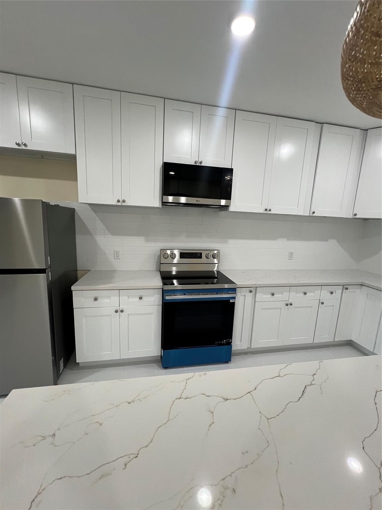 3516 Sparrow Street - Photo 3