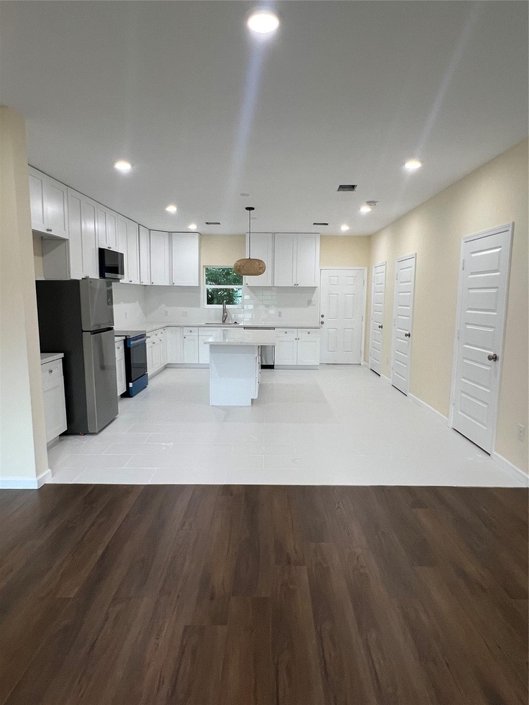 3516 Sparrow Street - Photo 2