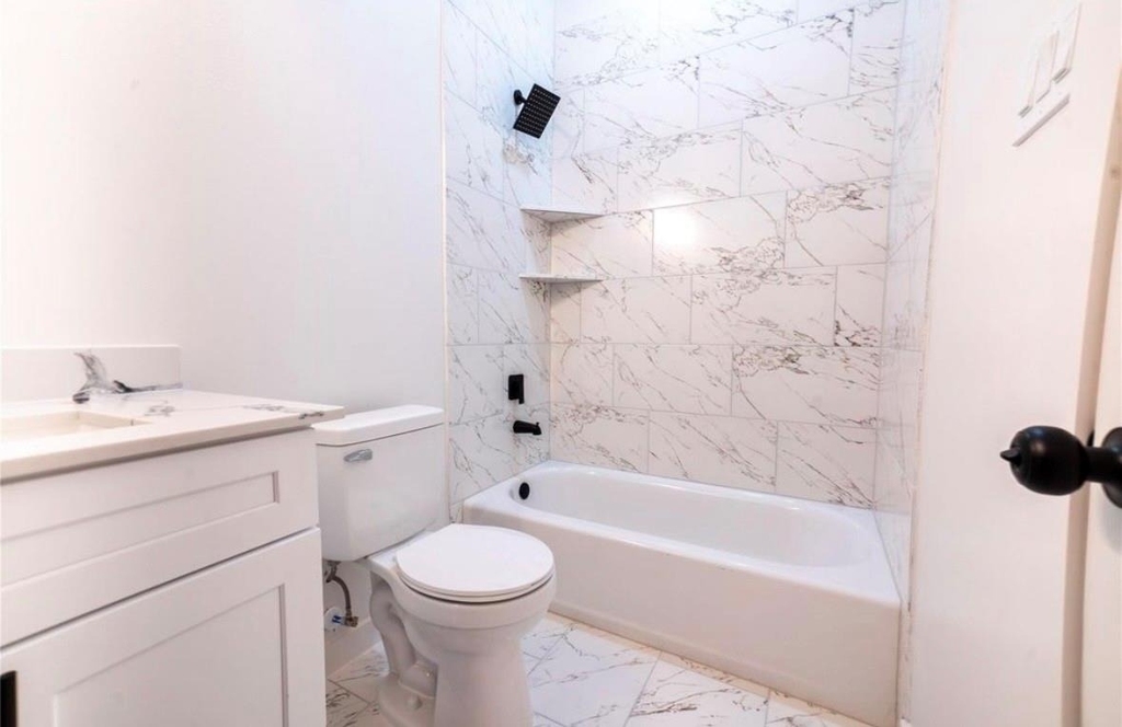 333 Delaware St - Photo 7