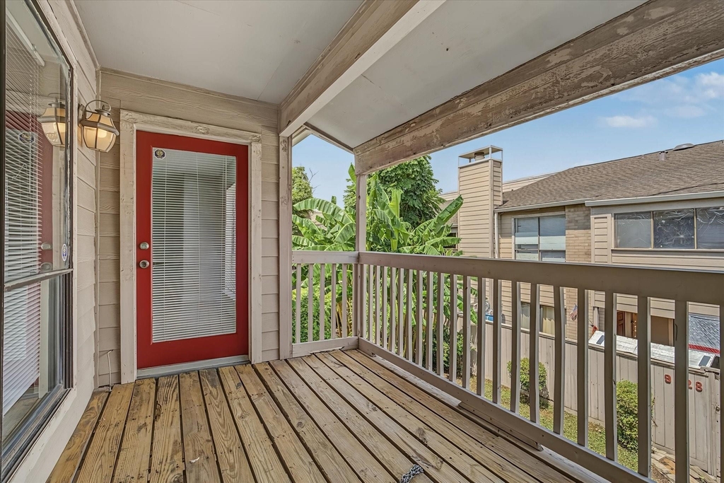 9552 Windswept Lane - Photo 27