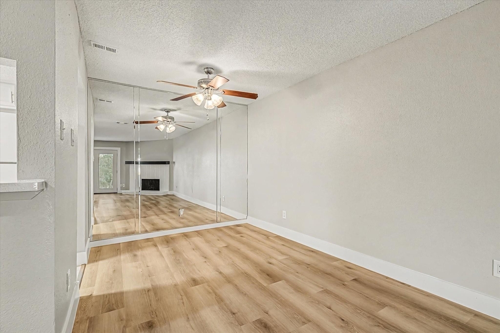 9552 Windswept Lane - Photo 6