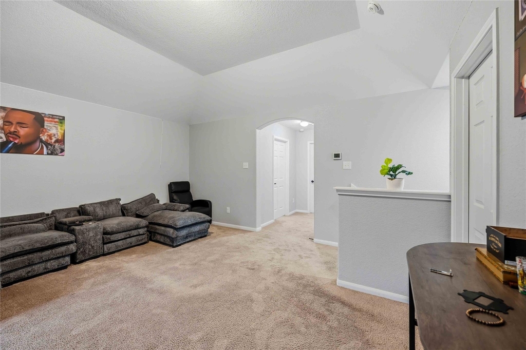 14702 Meadow Acre Trail - Photo 11