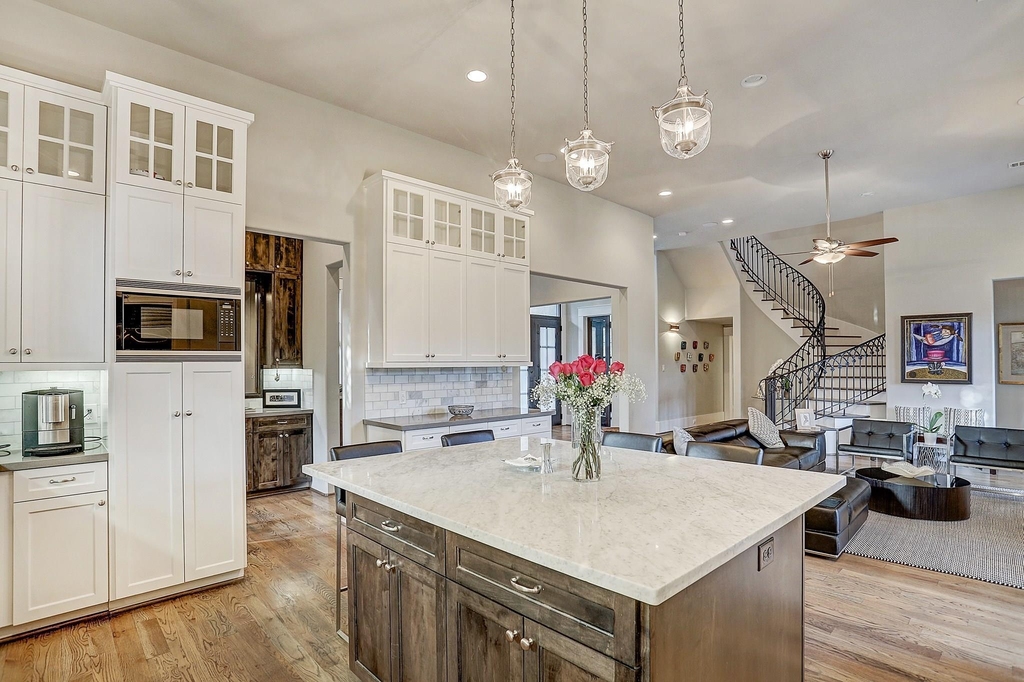 5655 Locke Lane - Photo 9