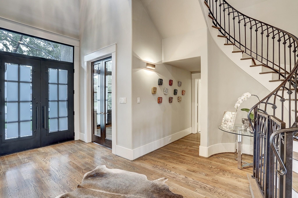5655 Locke Lane - Photo 4