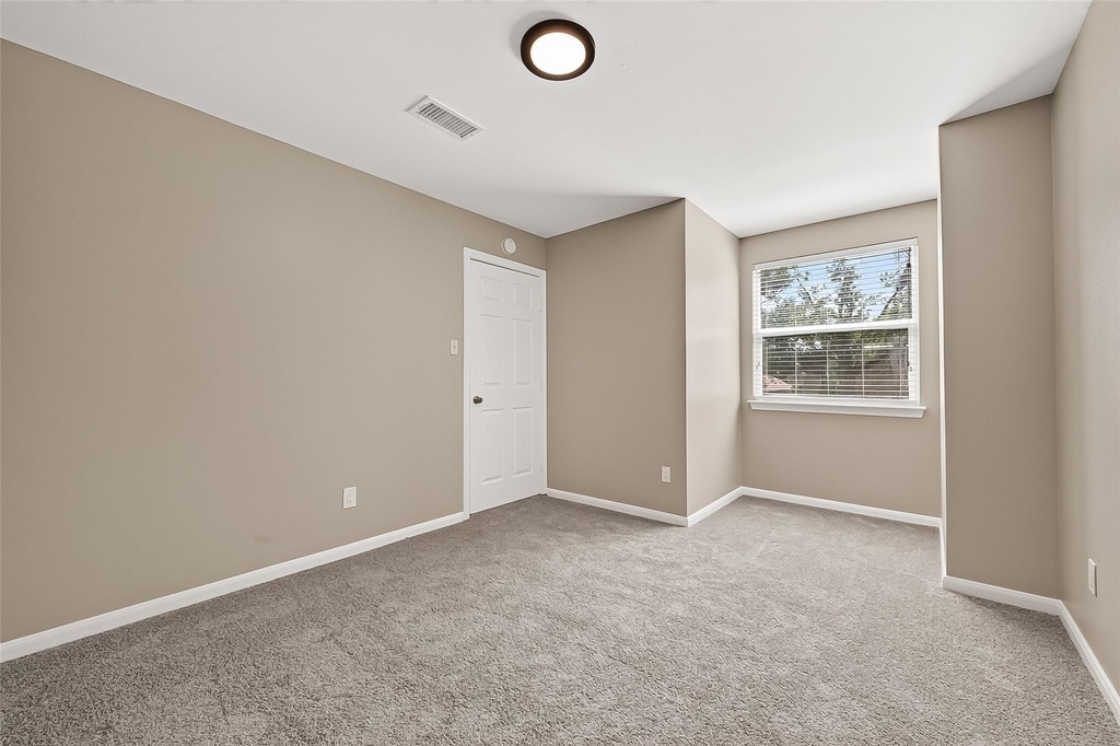 919 Longview Drive - Photo 31