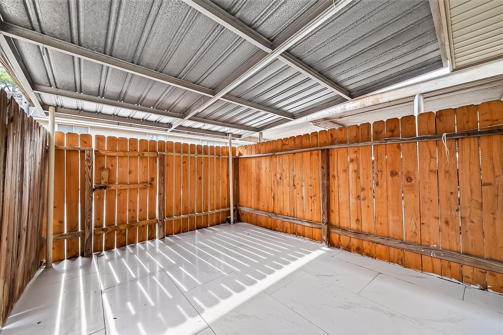 6649 De Moss Drive - Photo 38