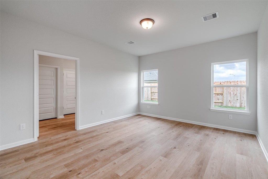 32315 Clouser Minnow Court - Photo 6