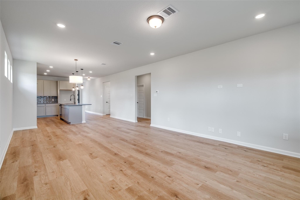 32315 Clouser Minnow Court - Photo 4