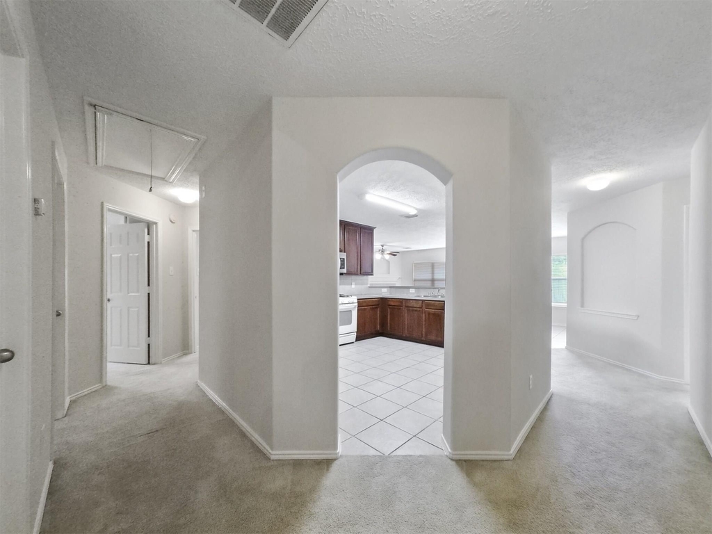 427 Northvalley Drive - Photo 7