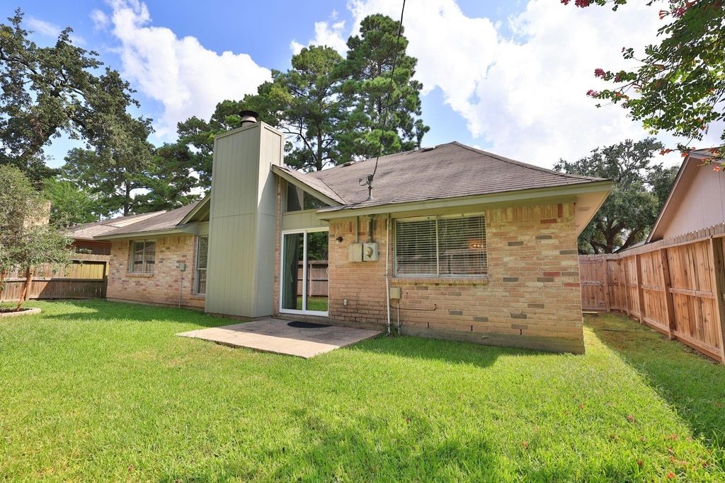 16035 Hollow Rock Drive - Photo 34